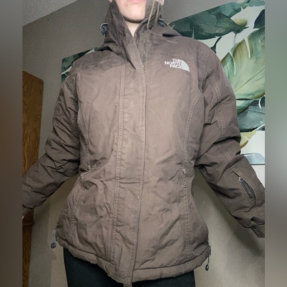 The North Face 550 winter coat - Picture 5 of 7